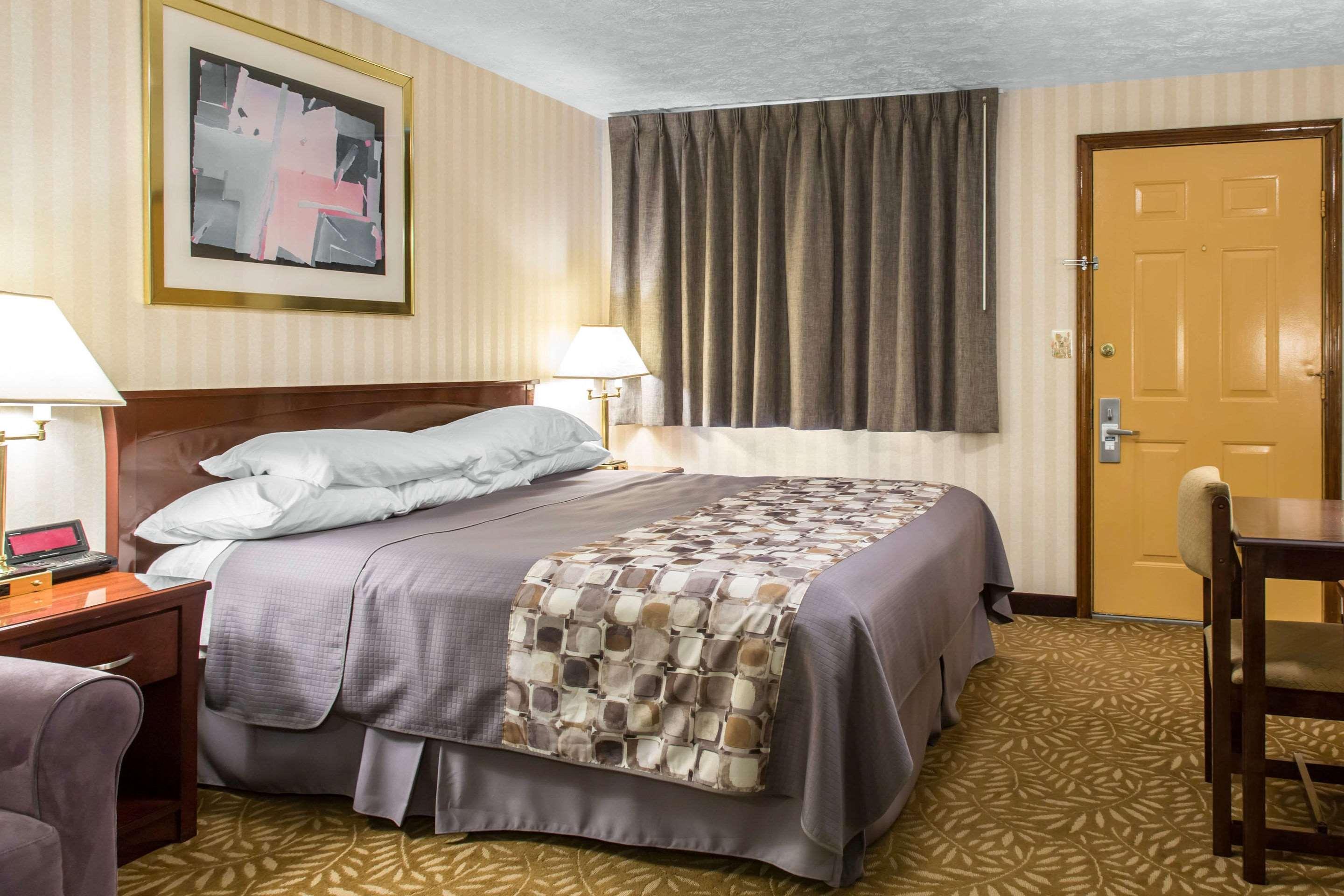 Rodeway Inn & Suites Branford - Guilford Bagian luar foto
