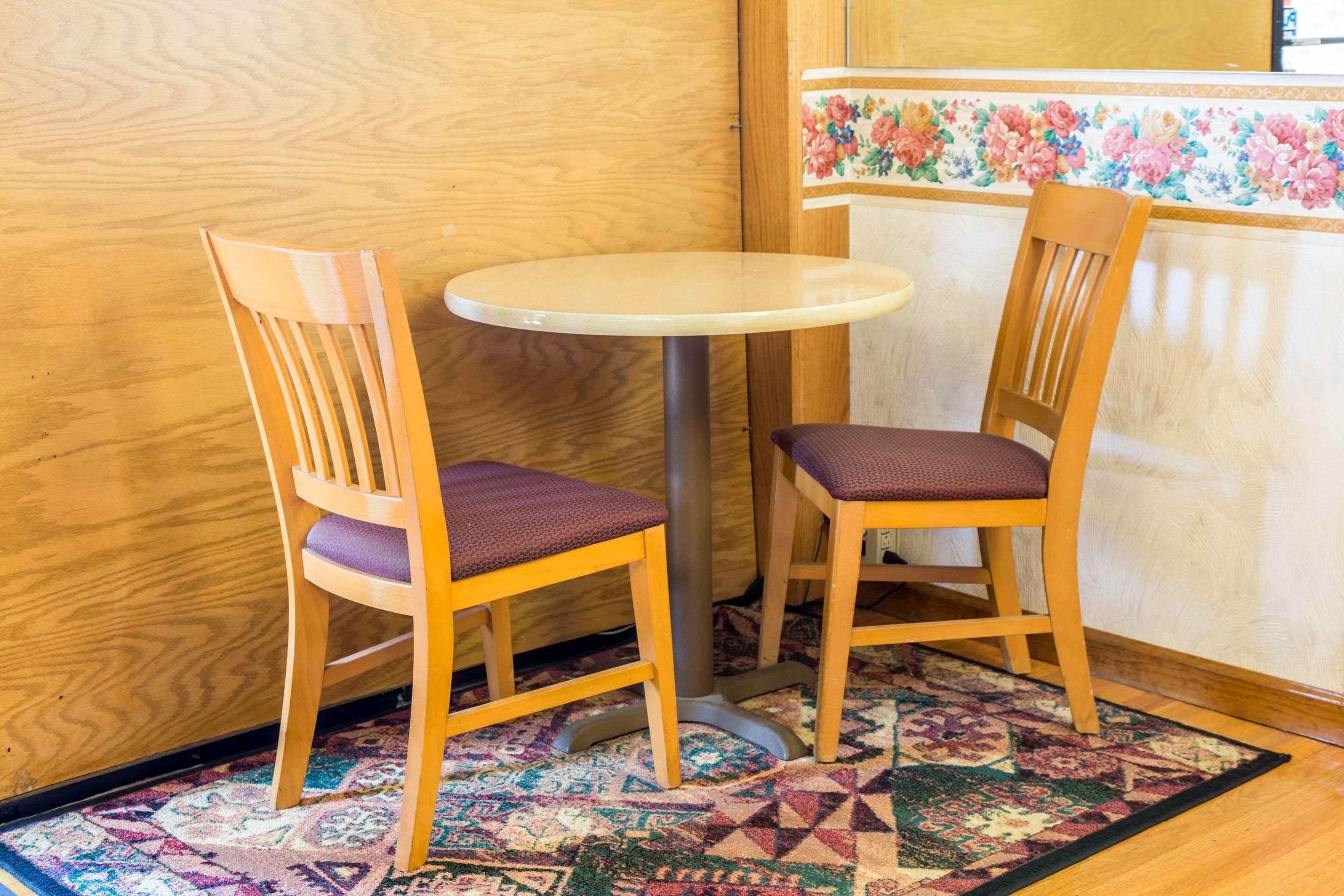 Rodeway Inn & Suites Branford - Guilford Bagian luar foto
